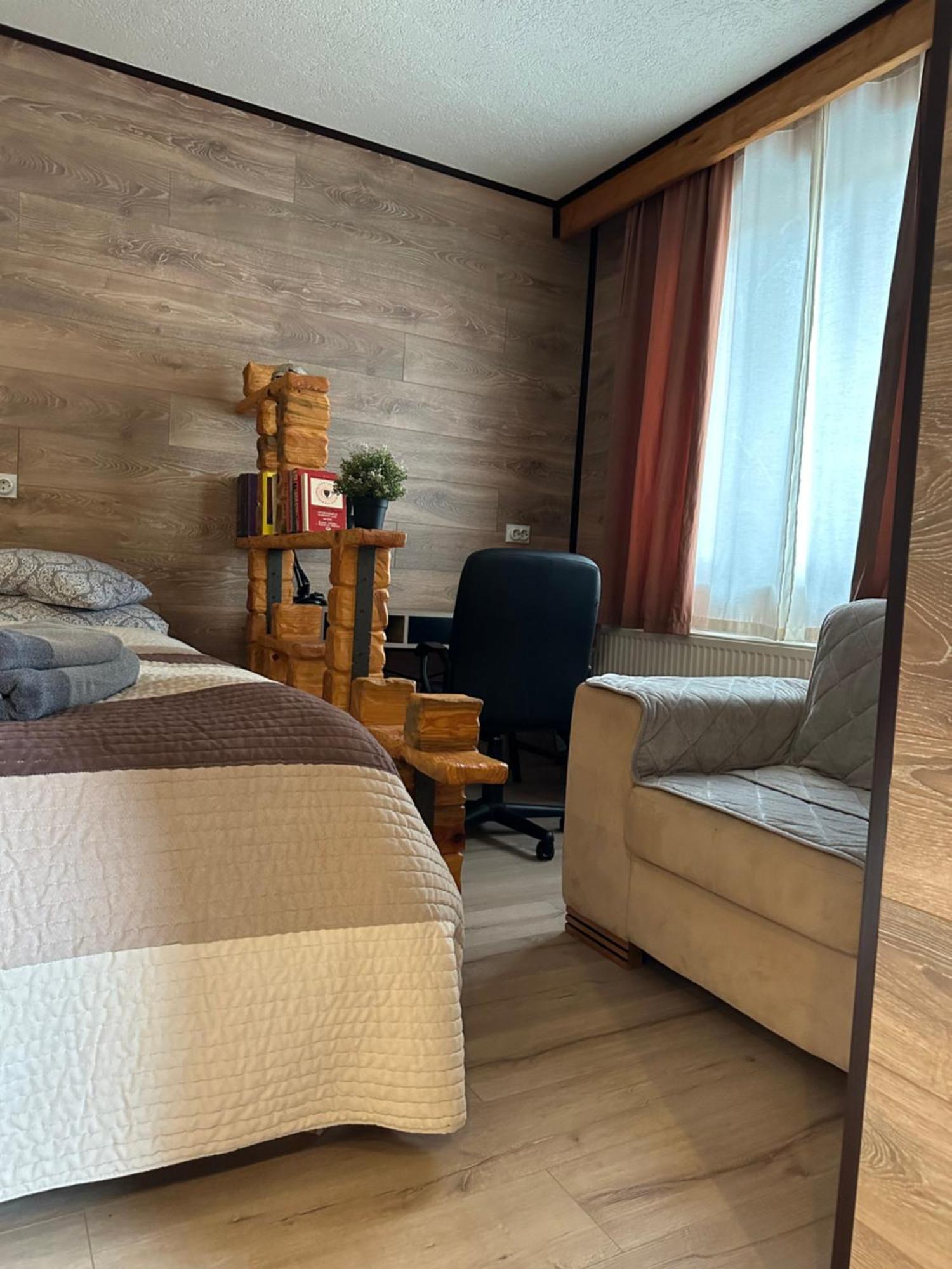 Apartments Park 2016 Surdulica Ngoại thất bức ảnh